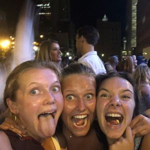 Meet your Posher, Clara